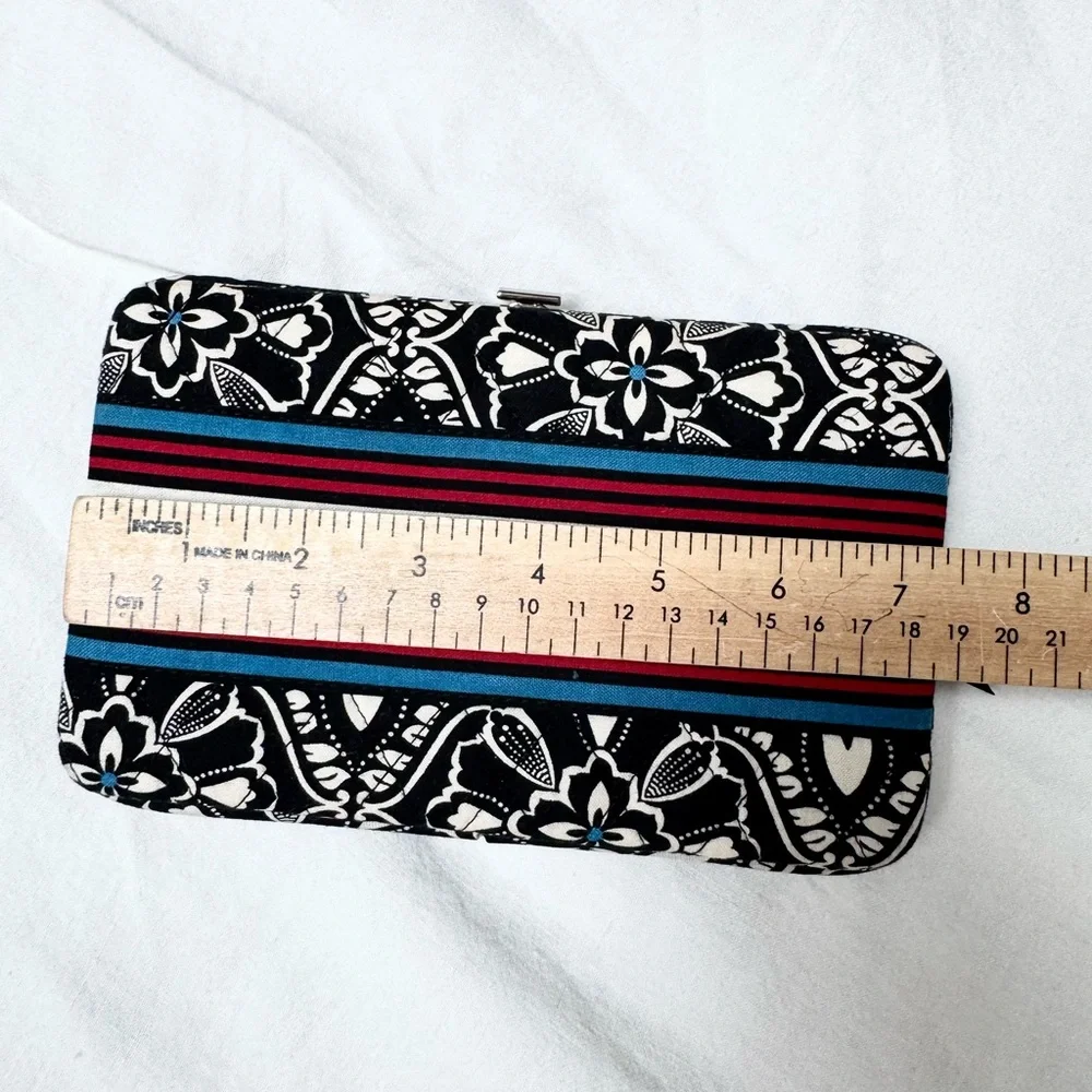 Vera Bradley Wallet - Picture 5 of 6